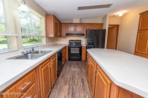 $285,900 | 5577 Myrtle Road, Macclenny, FL 32063