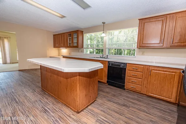 $285,900 | 5577 Myrtle Road, Macclenny, FL 32063