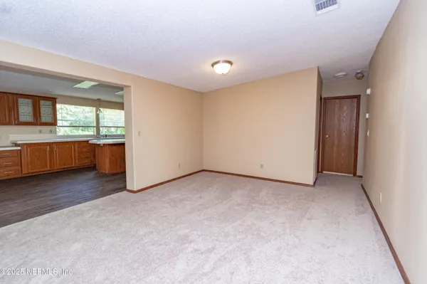 $285,900 | 5577 Myrtle Road, Macclenny, FL 32063