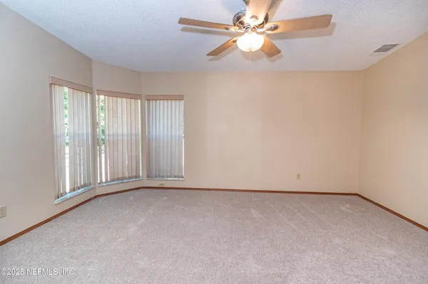 $285,900 | 5577 Myrtle Road, Macclenny, FL 32063