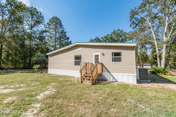 $285,900 | 5577 Myrtle Road, Macclenny, FL 32063