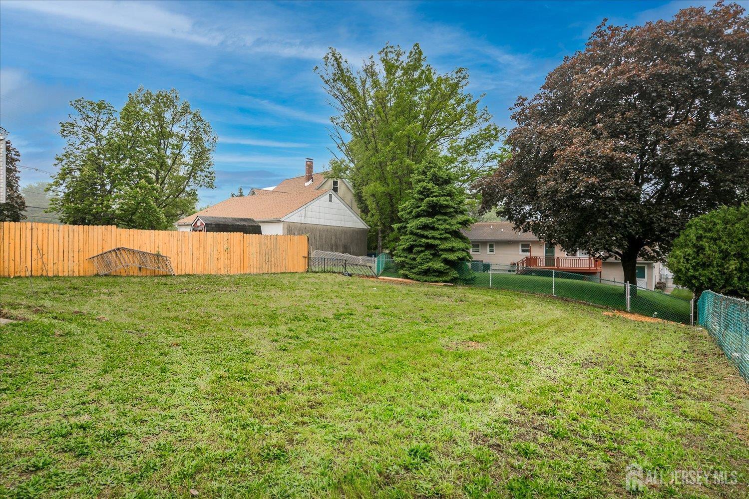 3 Birch Road Edison, NJ 08817 - Photo 32 of 33 a view of a back yard