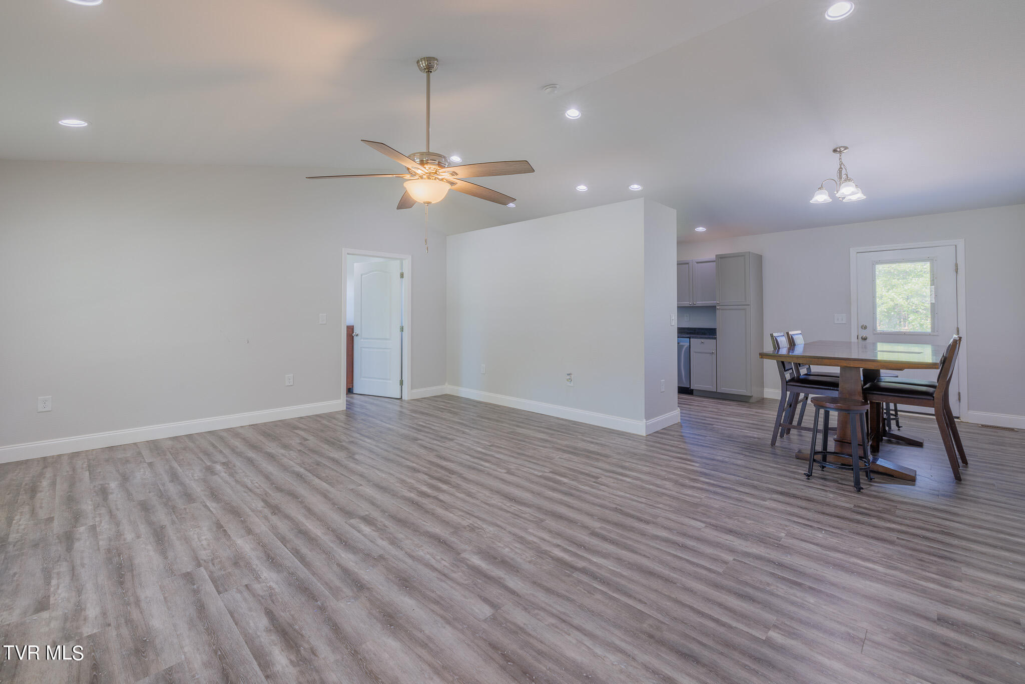 144 Maple Crest Greeneville, TN 37743 - Photo 2 of 24 1R9A3996-HDR