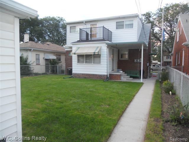8608 Harding Street Center Line, MI 48015 - Photo 13 of 15 Harding 021 (Small)