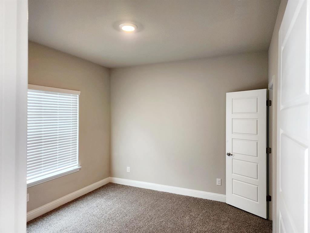 2320 Ruff Road Denton, TX 76205 - Photo 14 of 18 Gallery Image 14