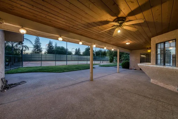 $725,000 | 10684 Mountain View Drive, Madera, CA 93636