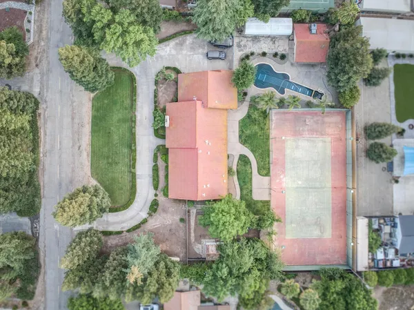 $725,000 | 10684 Mountain View Drive, Madera, CA 93636