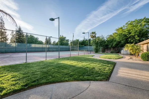 $725,000 | 10684 Mountain View Drive, Madera, CA 93636