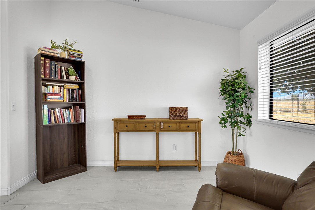 13451 Sonora Road Phelan, CA 92371 - Photo 4 of 35