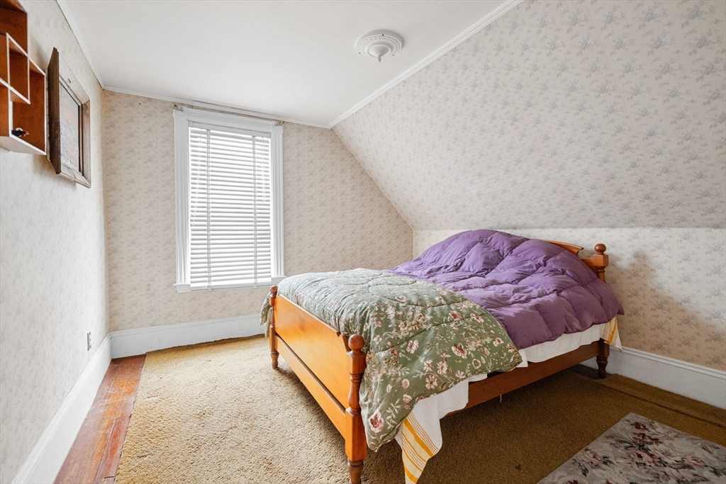 18 Raddin Grove Avenue Lynn, MA 01905 - Photo 29 of 42