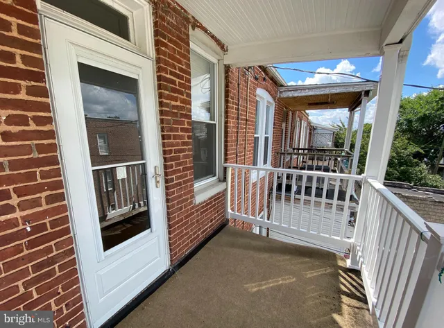 a view of front door and porch