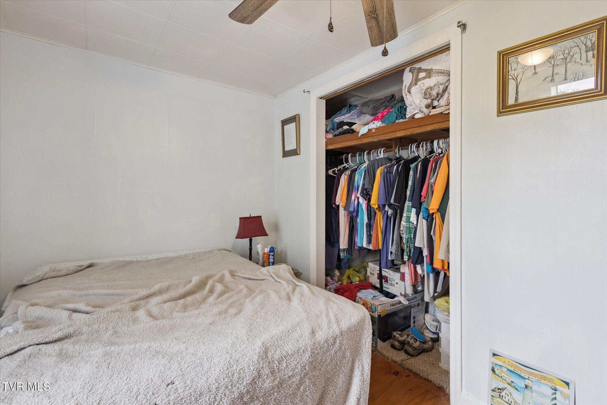 128 Rufus Taylor Road Elizabethton, TN 37643 - Photo 19 of 32 19-128-Rufus-Taylor-Rd-Elizabethton-TN-3