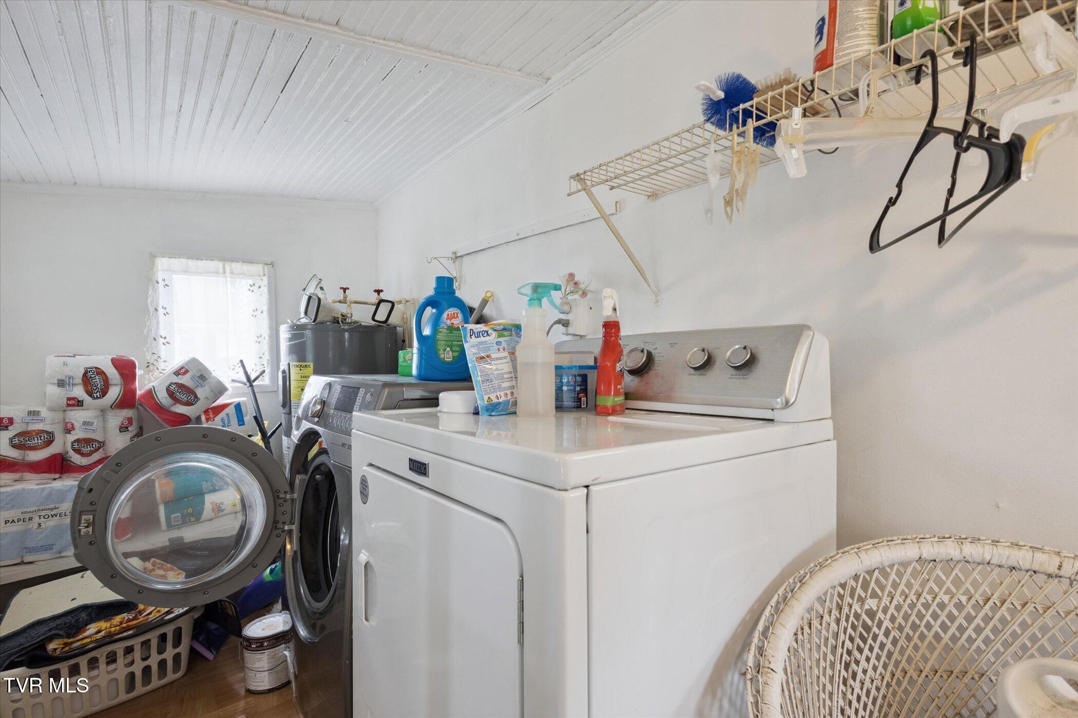 128 Rufus Taylor Road Elizabethton, TN 37643 - Photo 24 of 32 24-128-Rufus-Taylor-Rd-Elizabethton-TN-3
