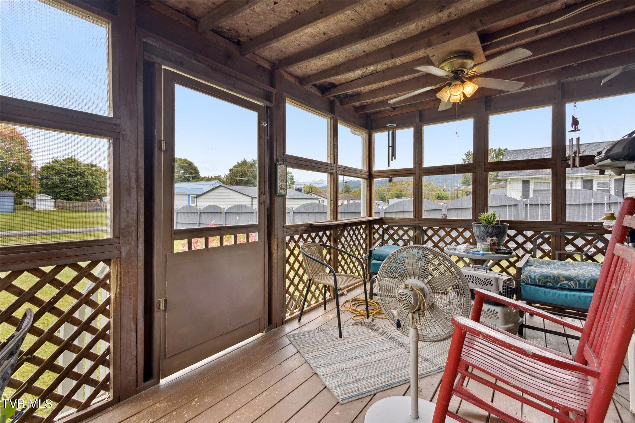 128 Rufus Taylor Road Elizabethton, TN 37643 - Photo 25 of 32 25-128-Rufus-Taylor-Rd-Elizabethton-TN-3