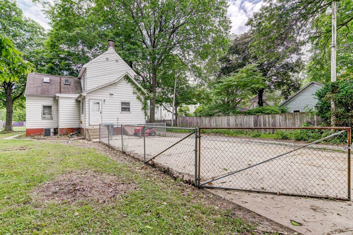 1023 West Governor Street Springfield, IL 62704 - Photo 24 of 27