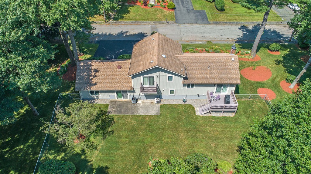 41 Stevens Terrace Randolph, MA 02368 - Photo 5 of 38
