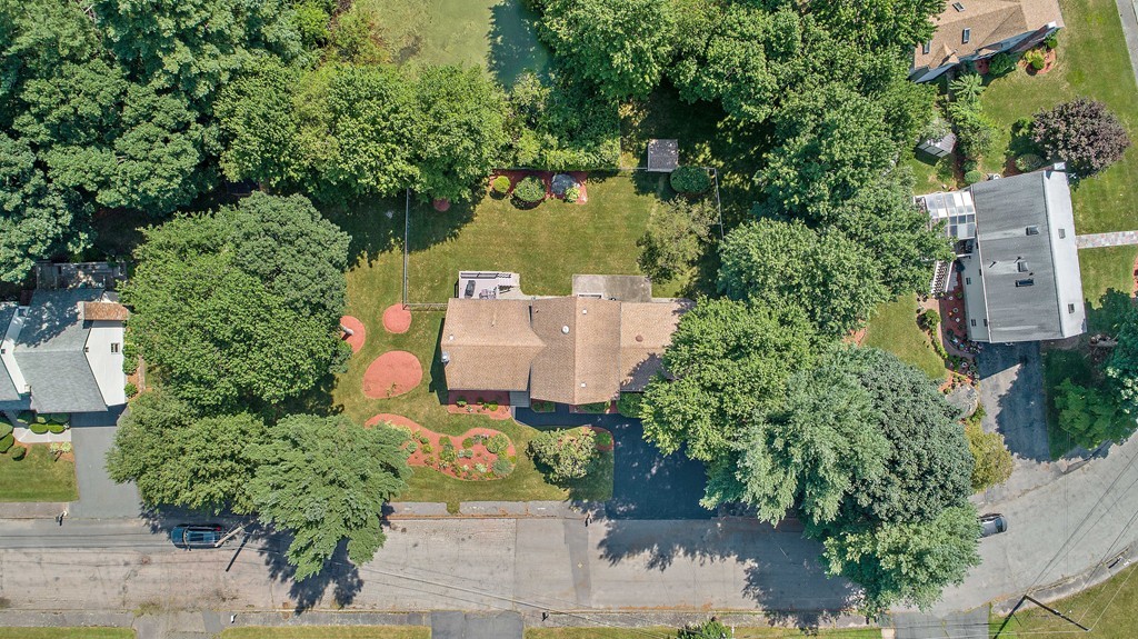 41 Stevens Terrace Randolph, MA 02368 - Photo 7 of 38