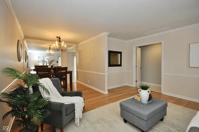 $164,900 | 1113 Canterbury Square South, Indianapolis, IN 46260