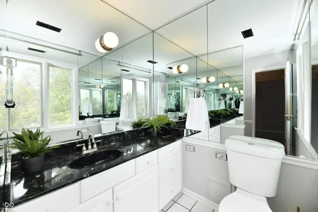 $164,900 | 1113 Canterbury Square South, Indianapolis, IN 46260