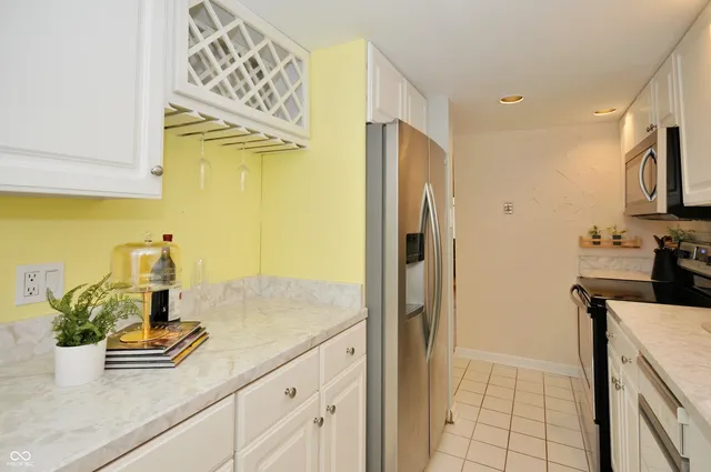 $164,900 | 1113 Canterbury Square South, Indianapolis, IN 46260