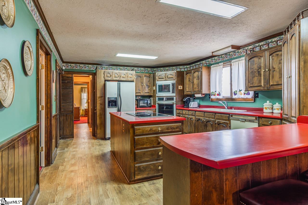380 Blair Road Laurens, SC 29360 - Photo 3 of 36 Gallery Image 3