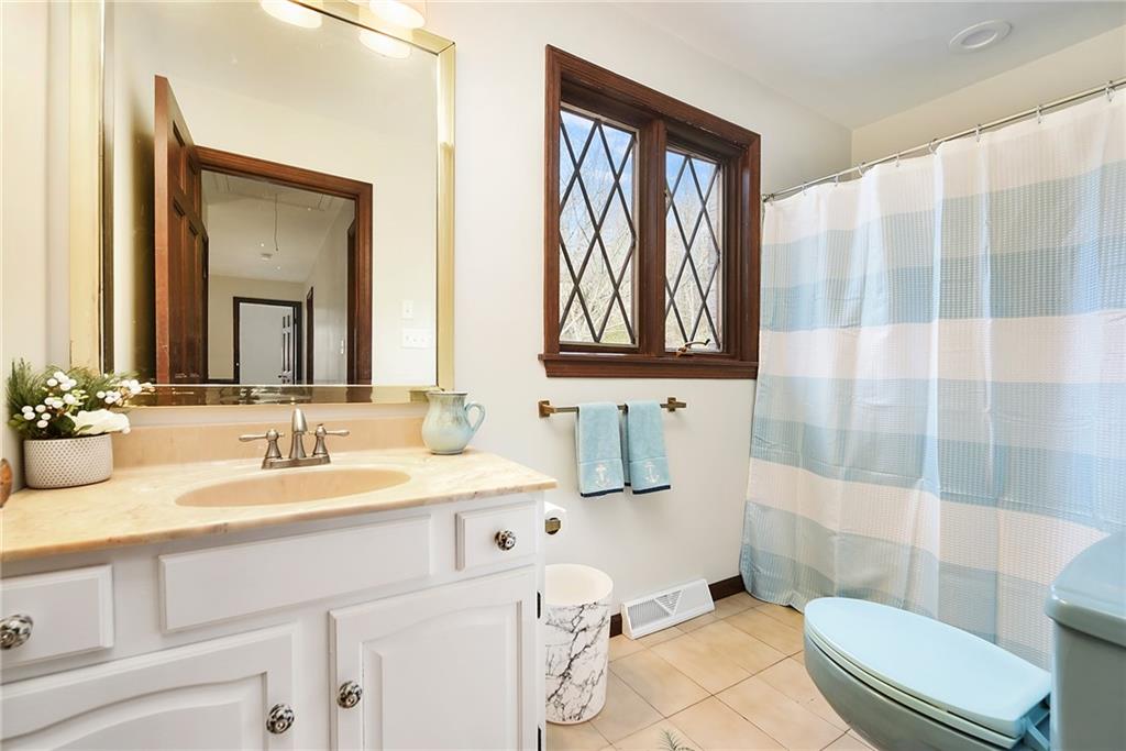 3393 Foster Road White Oak, PA 15131 - Photo 22 of 25 Gallery Image 22