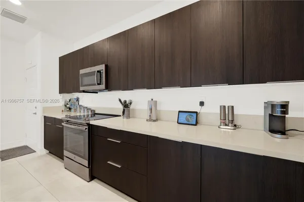 $748,000 | 8319 Northwest 49th Street, Doral, FL 33166