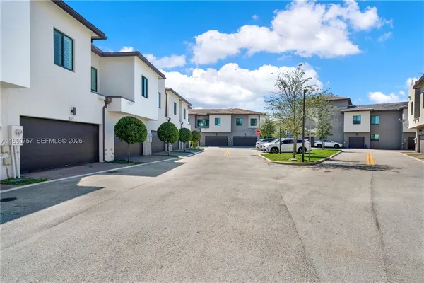 $748,000 | 8319 Northwest 49th Street, Doral, FL 33166