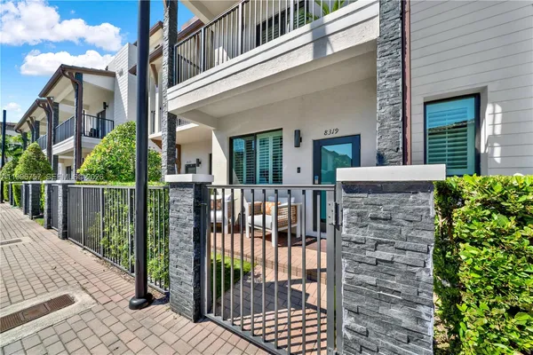 $748,000 | 8319 Northwest 49th Street, Doral, FL 33166