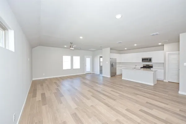 $2,300 | 577 Sierra Ridge, Lavon, TX 75166