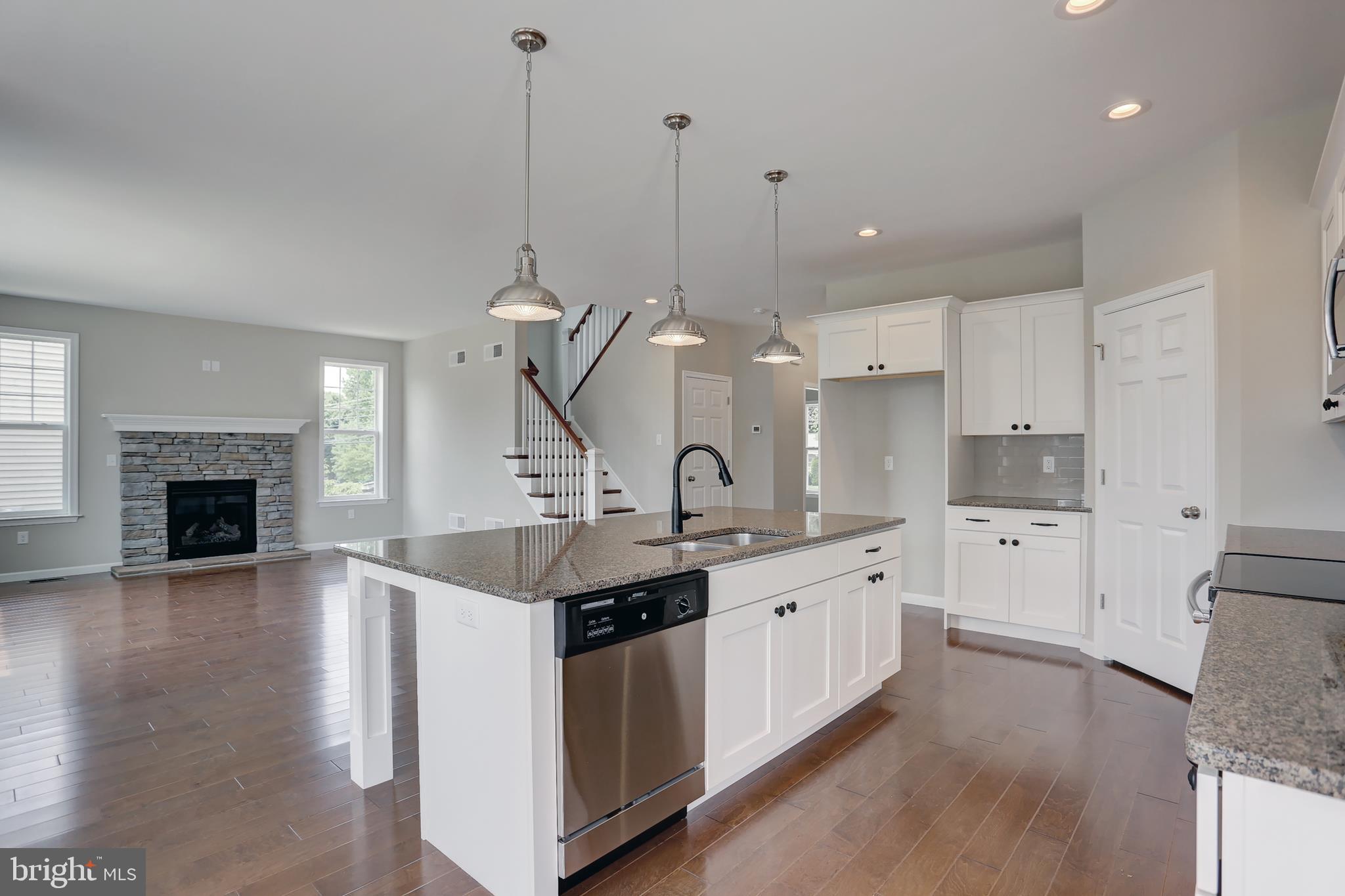 606 West Orange Street Lititz, PA 17543 - Photo 13 of 28