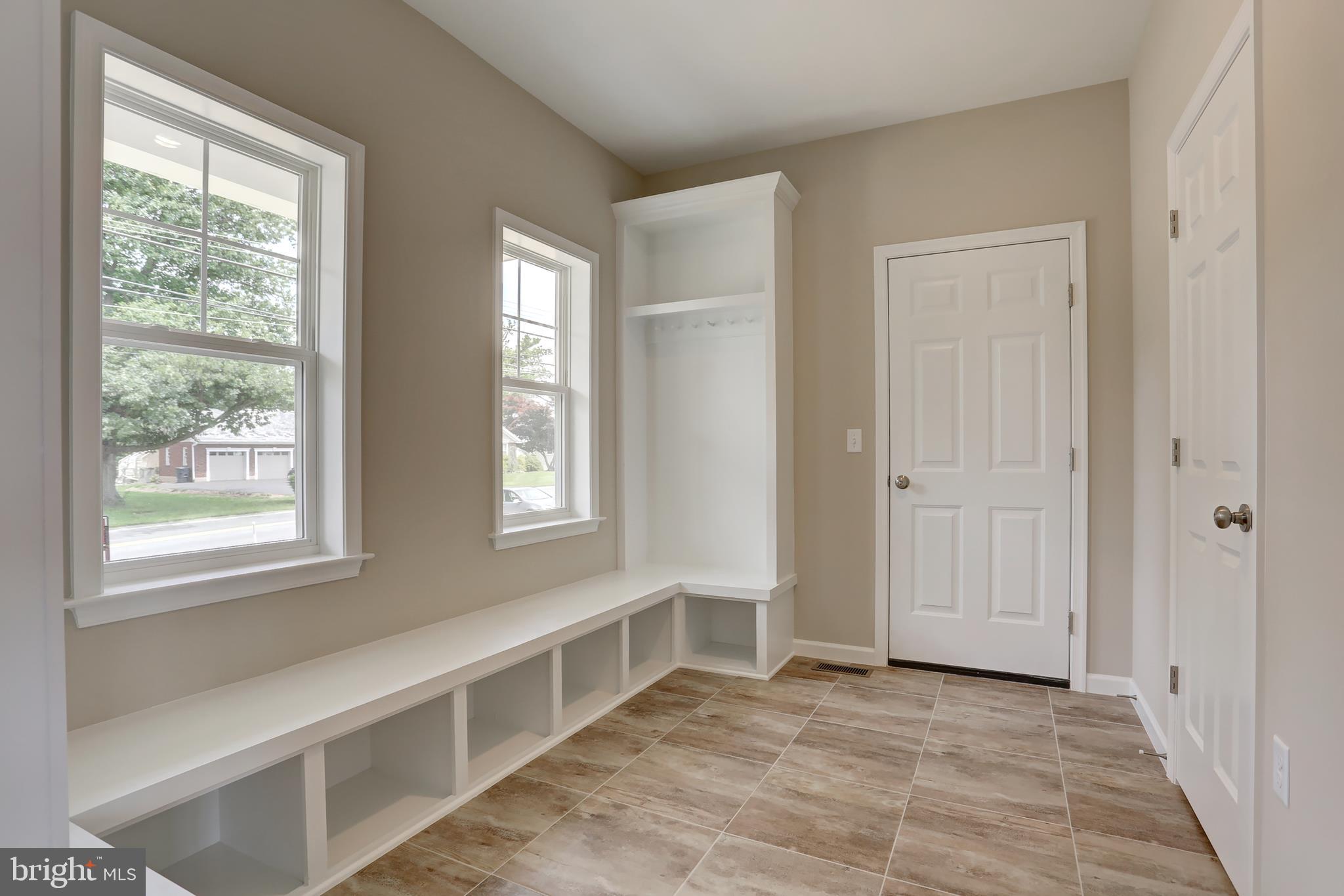606 West Orange Street Lititz, PA 17543 - Photo 16 of 28