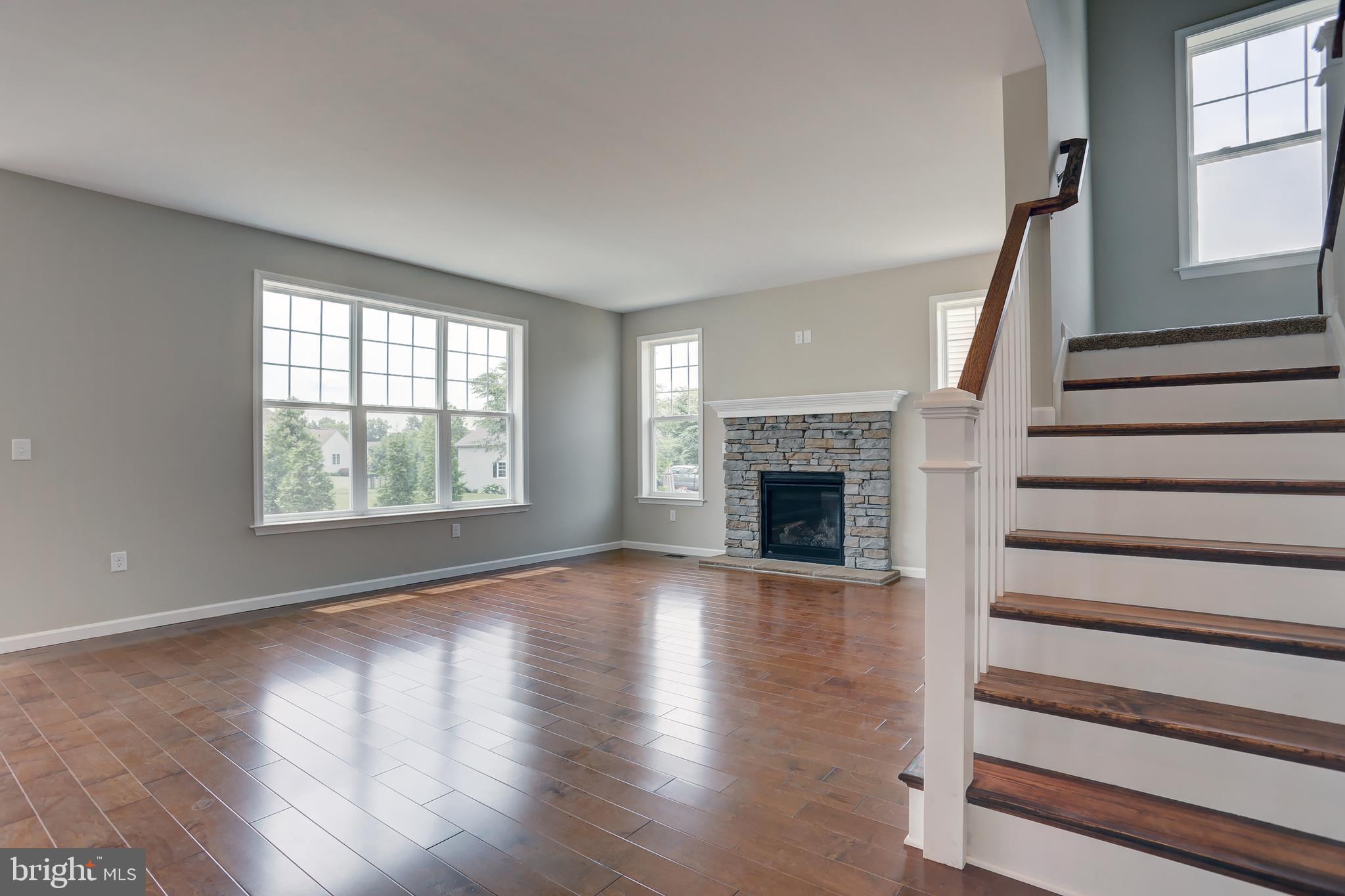 606 West Orange Street Lititz, PA 17543 - Photo 6 of 28