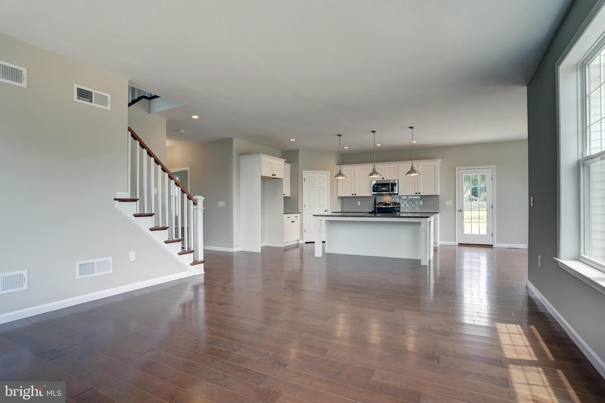 606 West Orange Street Lititz, PA 17543 - Photo 8 of 28