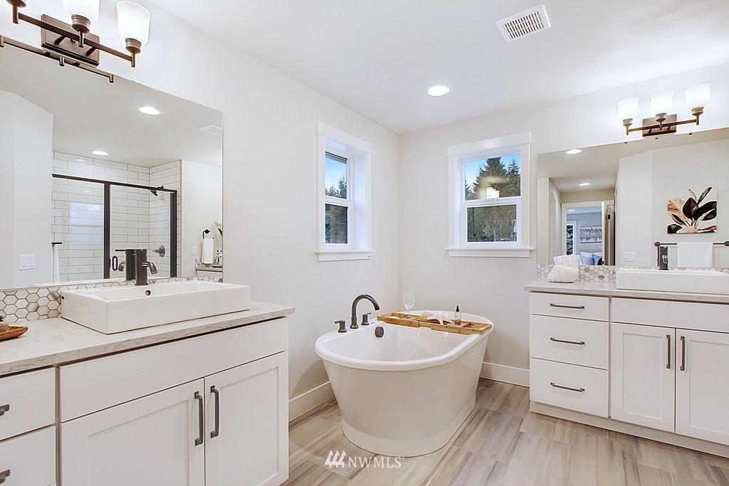 17722 Clover Road Bothell, WA 98012 - Photo 20 of 27