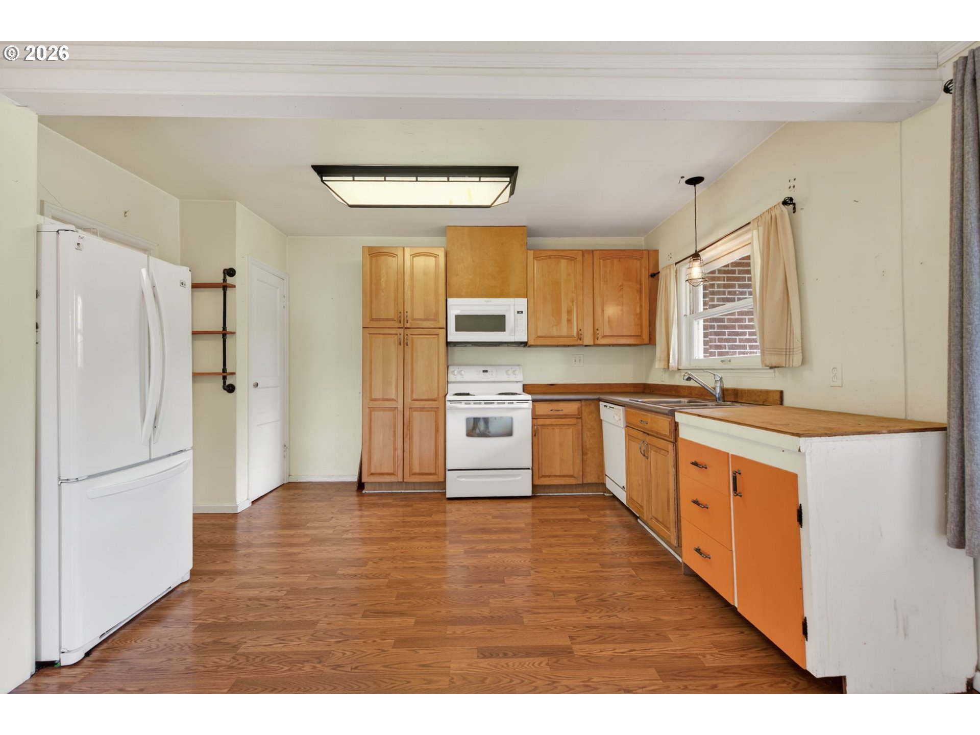 19100 Southwest Blanton Street Beaverton, OR 97078 - Photo 13 of 43