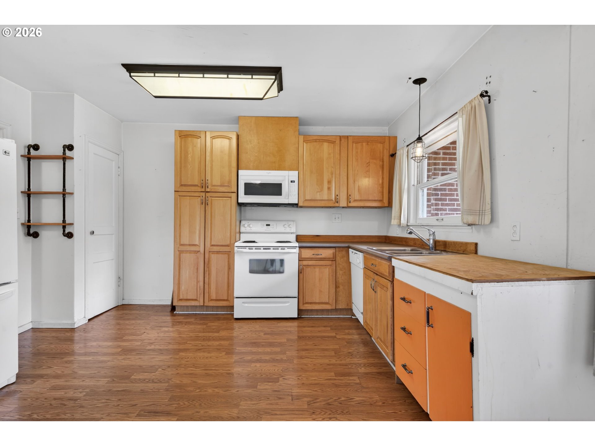 19100 Southwest Blanton Street Beaverton, OR 97078 - Photo 15 of 43