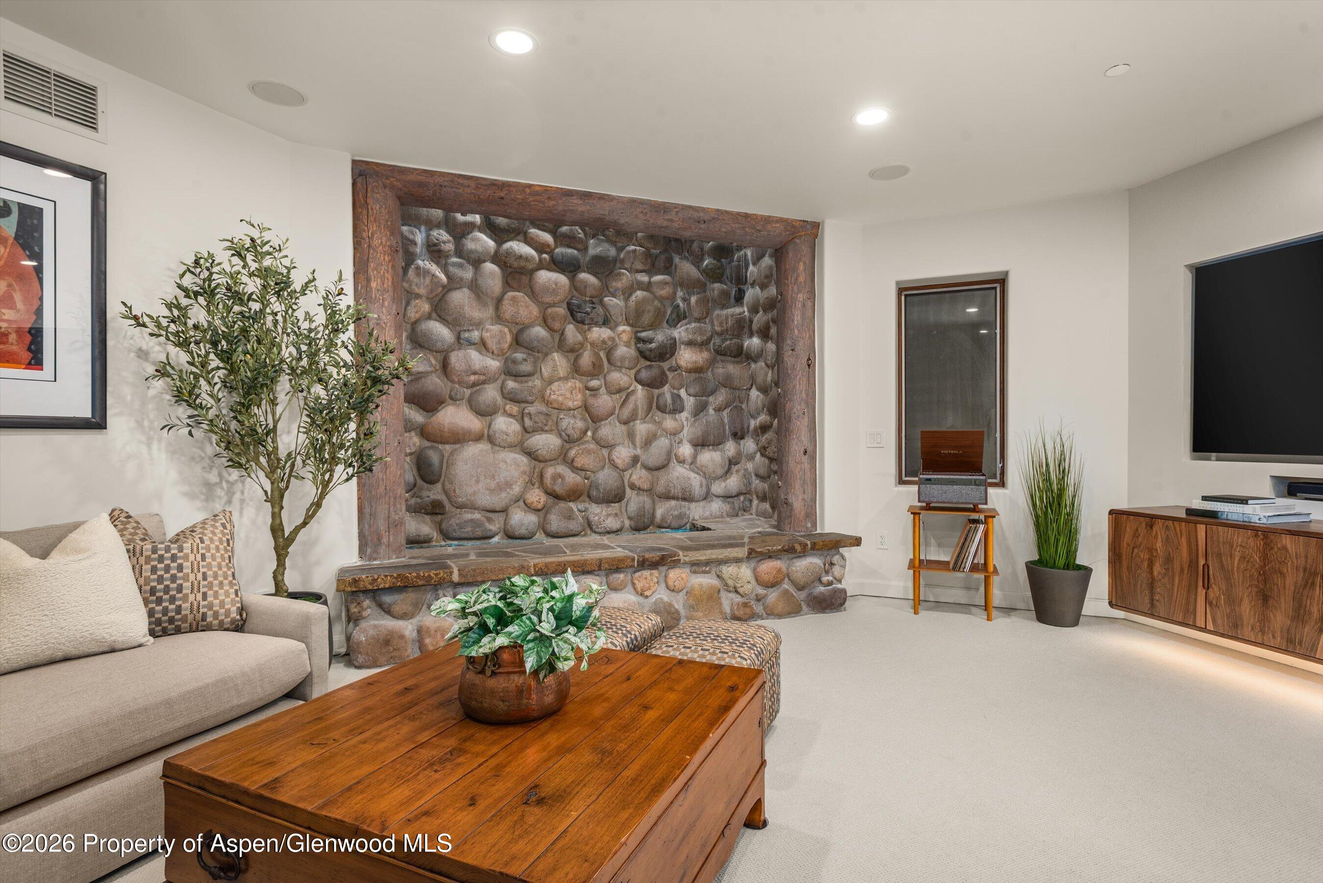 395 Silverlode Drive Aspen, CO 81611 - Photo 43 of 52 4-395Silverlode_260916_005