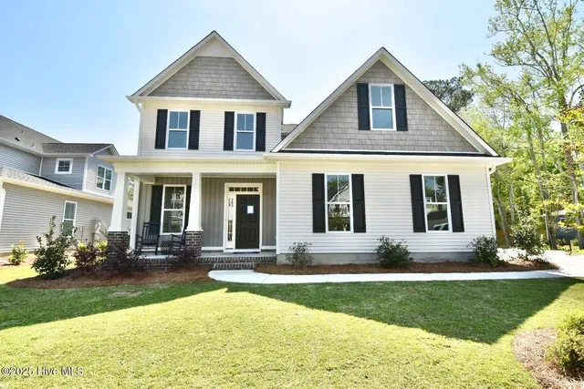 $694,900 | 227 Hickory Lane, Hampstead, NC 28443