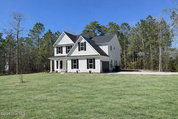 $694,900 | 227 Hickory Lane, Hampstead, NC 28443