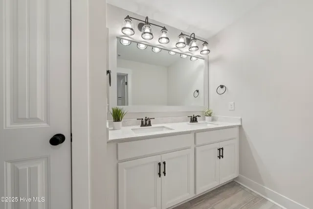 $694,900 | 227 Hickory Lane, Hampstead, NC 28443