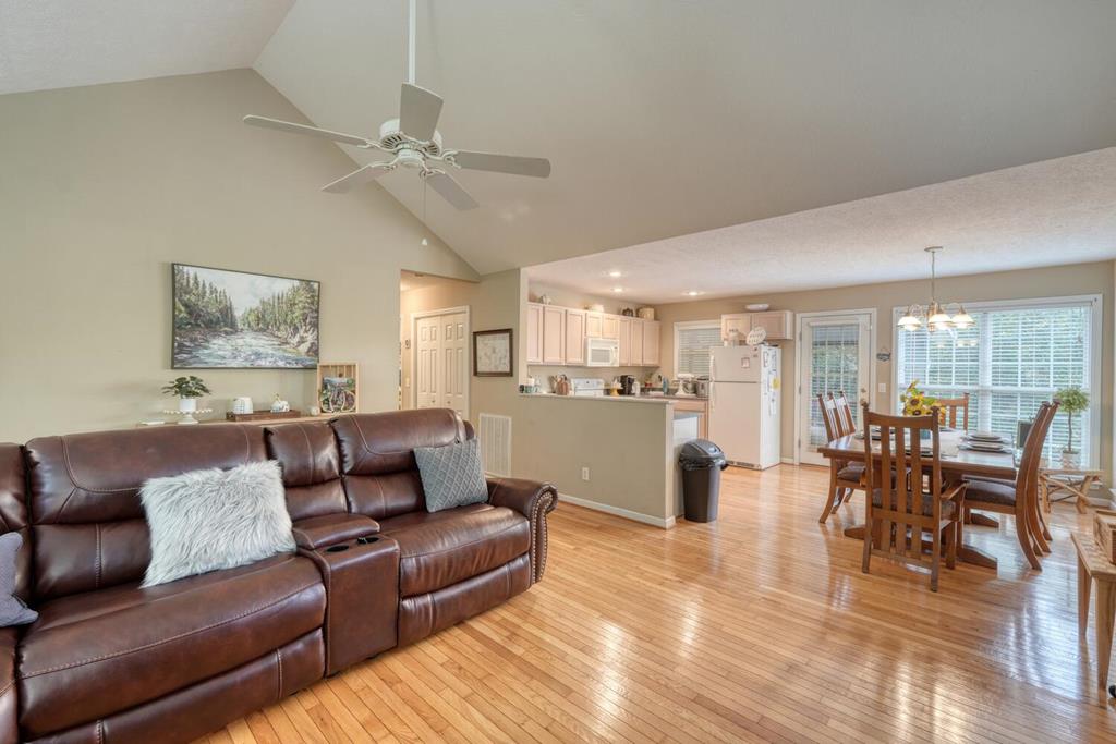 2532 Hunter Road Hiawassee, GA 30546 - Photo 10 of 54 a view of a living room filled with furniture