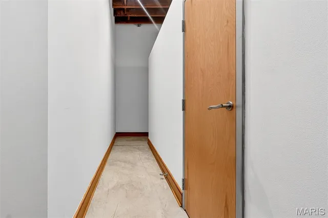 $149,900 | 1004 Spruce Street, Unit 404, St. Louis, MO 63102