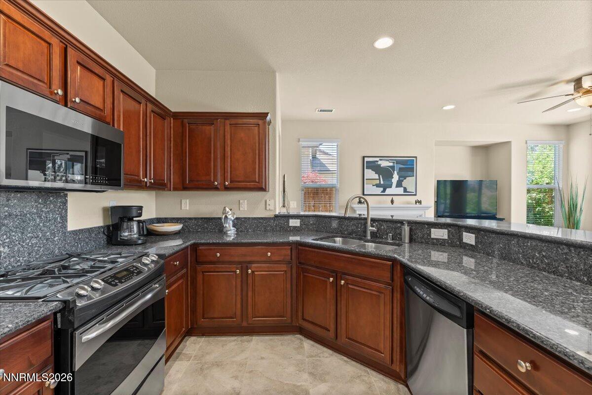 1160 West Del Webb Parkway Reno, NV 89523 - Photo 15 of 52 19-1160 W Del Webb Parkway Reno NV 89523