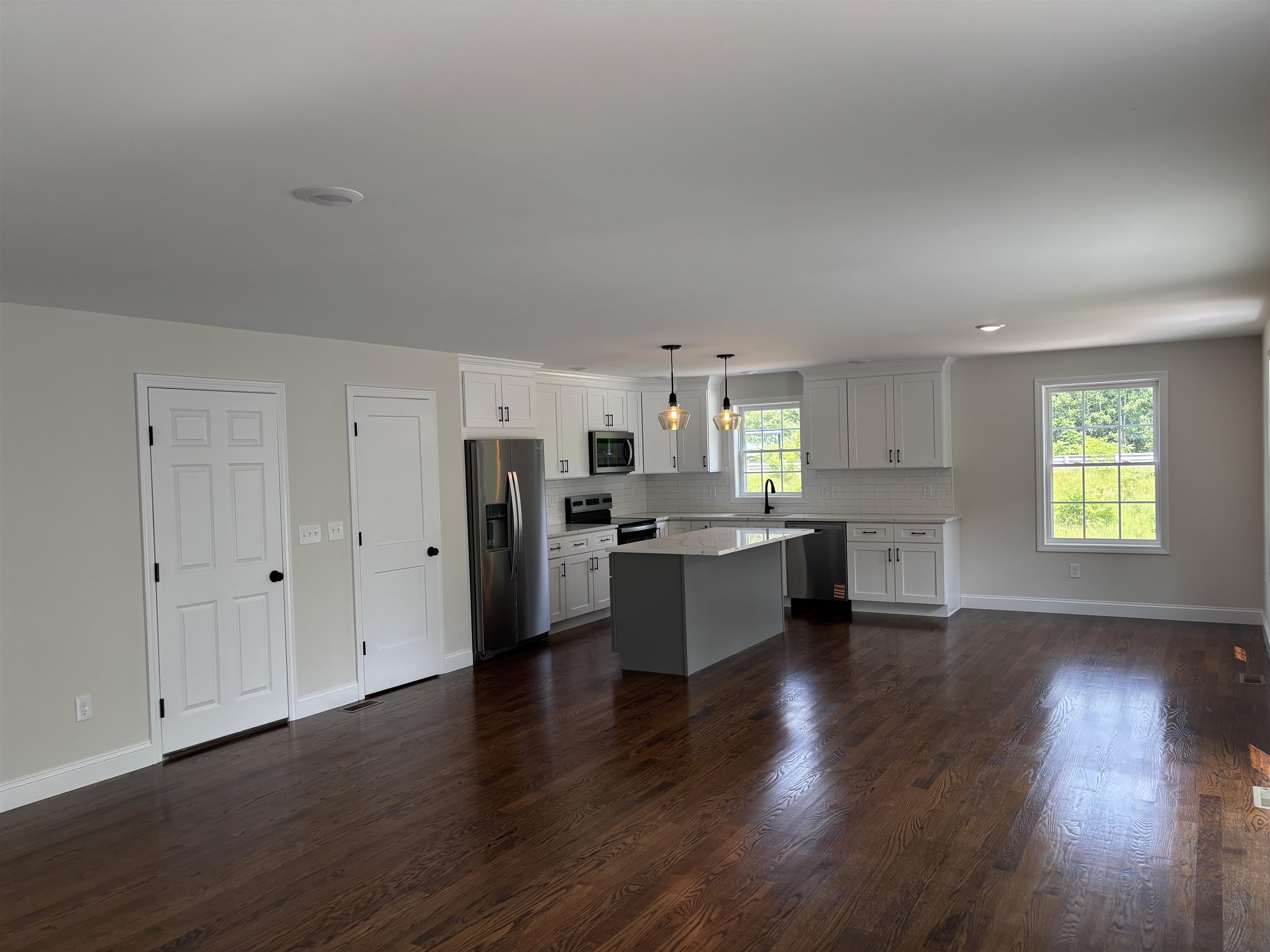 153 Garvin Avenue Manchester, NH 03109 - Photo 14 of 15