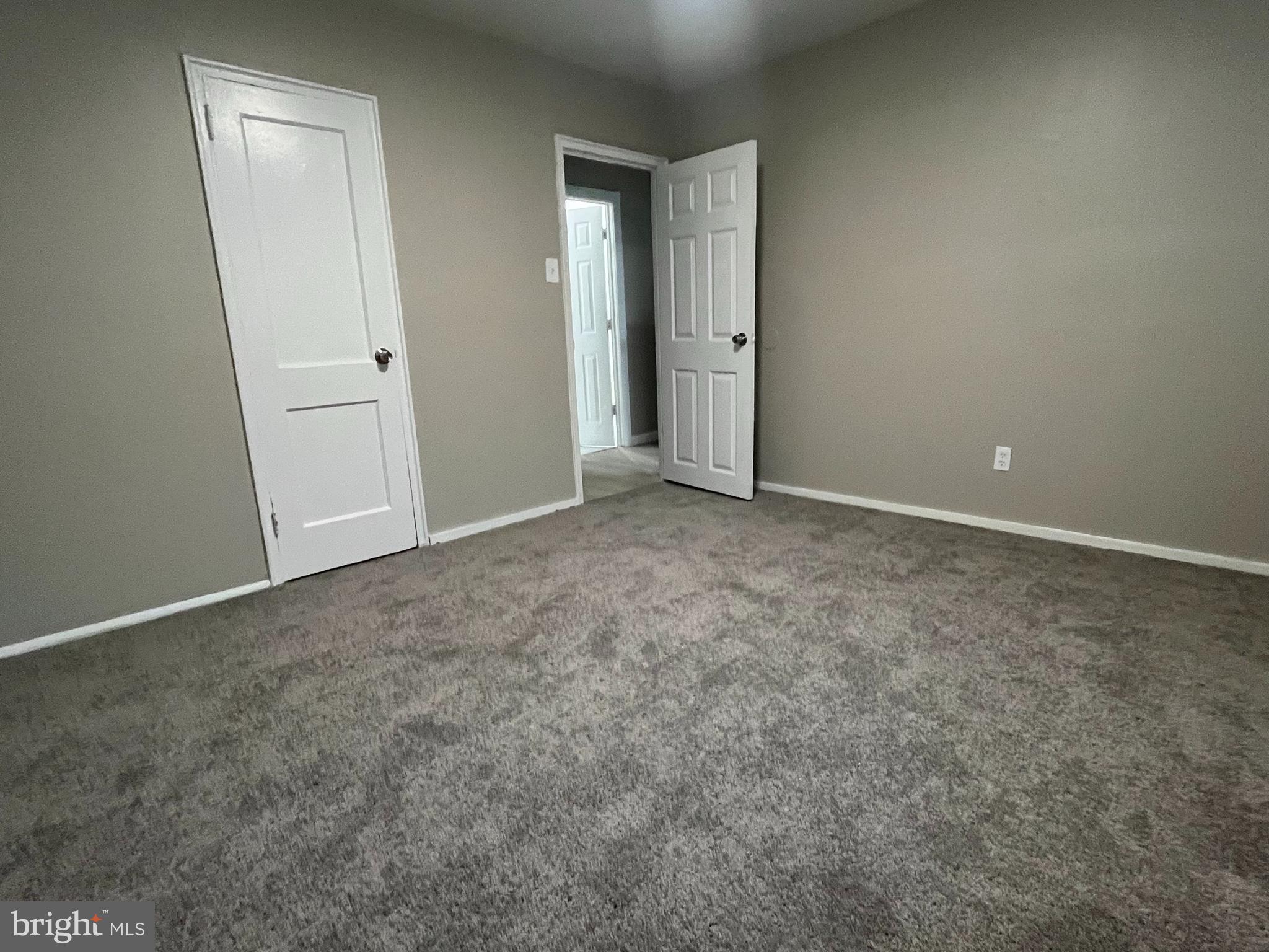 219 Kinsley Road Pemberton, NJ 08068 - Photo 11 of 22 an empty room with closet area