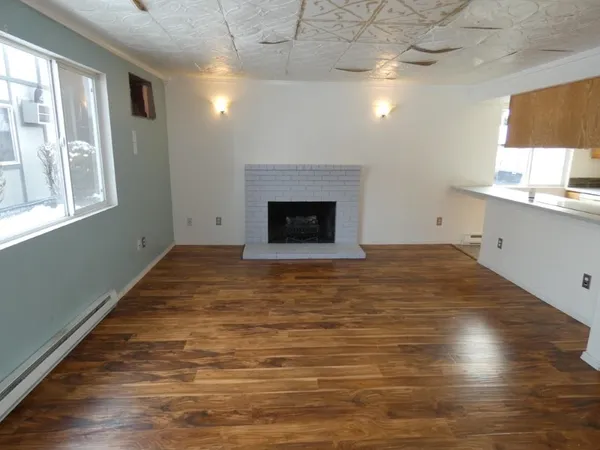 $159,900 | 110 East Weile Avenue, Unit 1, Spokane, WA 99208