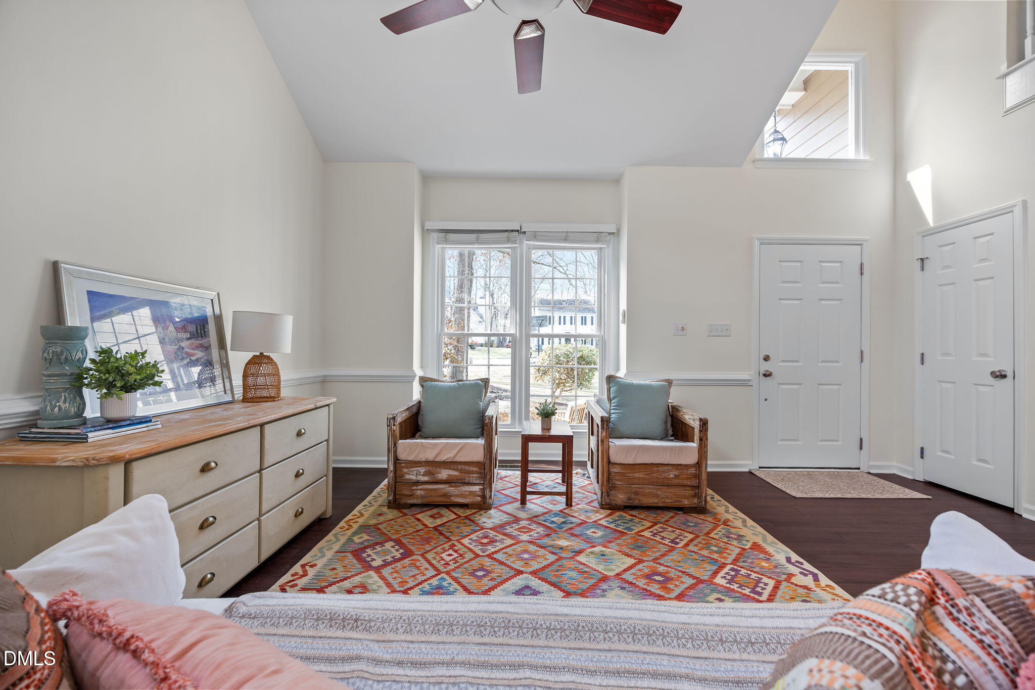 5512 Banwell Place Raleigh, NC 27613 - Photo 6 of 47 a living room with furniture