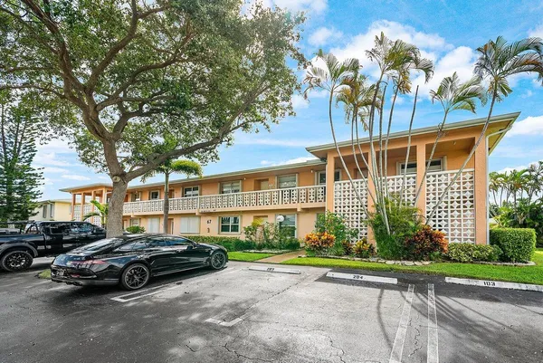 $269,000 | 1541 Northwest 20th Avenue, Unit 101, Delray Beach, FL 33445