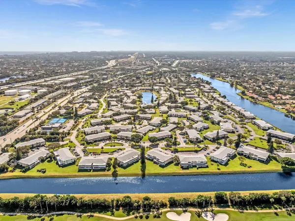 $269,000 | 1541 Northwest 20th Avenue, Unit 101, Delray Beach, FL 33445
